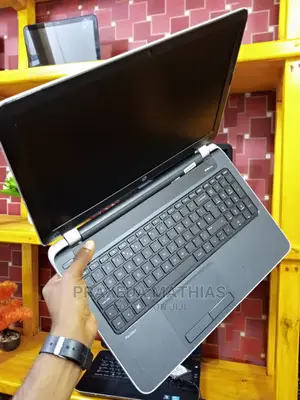 Laptop HP Pavilion 15 4GB Intel Core I3 HDD 500GB