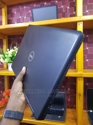 Laptop Dell Latitude 15 5580 8GB Intel Core I5 HDD 500GB
