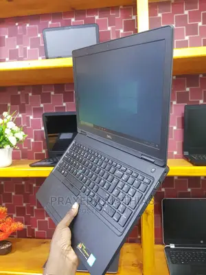 Laptop Dell Latitude 15 5580 8GB Intel Core I5 HDD 500GB