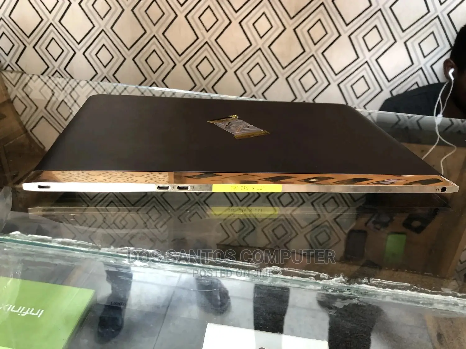 New Laptop HP Spectre X360 15 8GB Intel Core I7 SSD 256GB