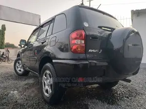 Toyota RAV4 2004 Black