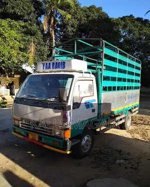 Mitsubishi Canter 1993 Silver