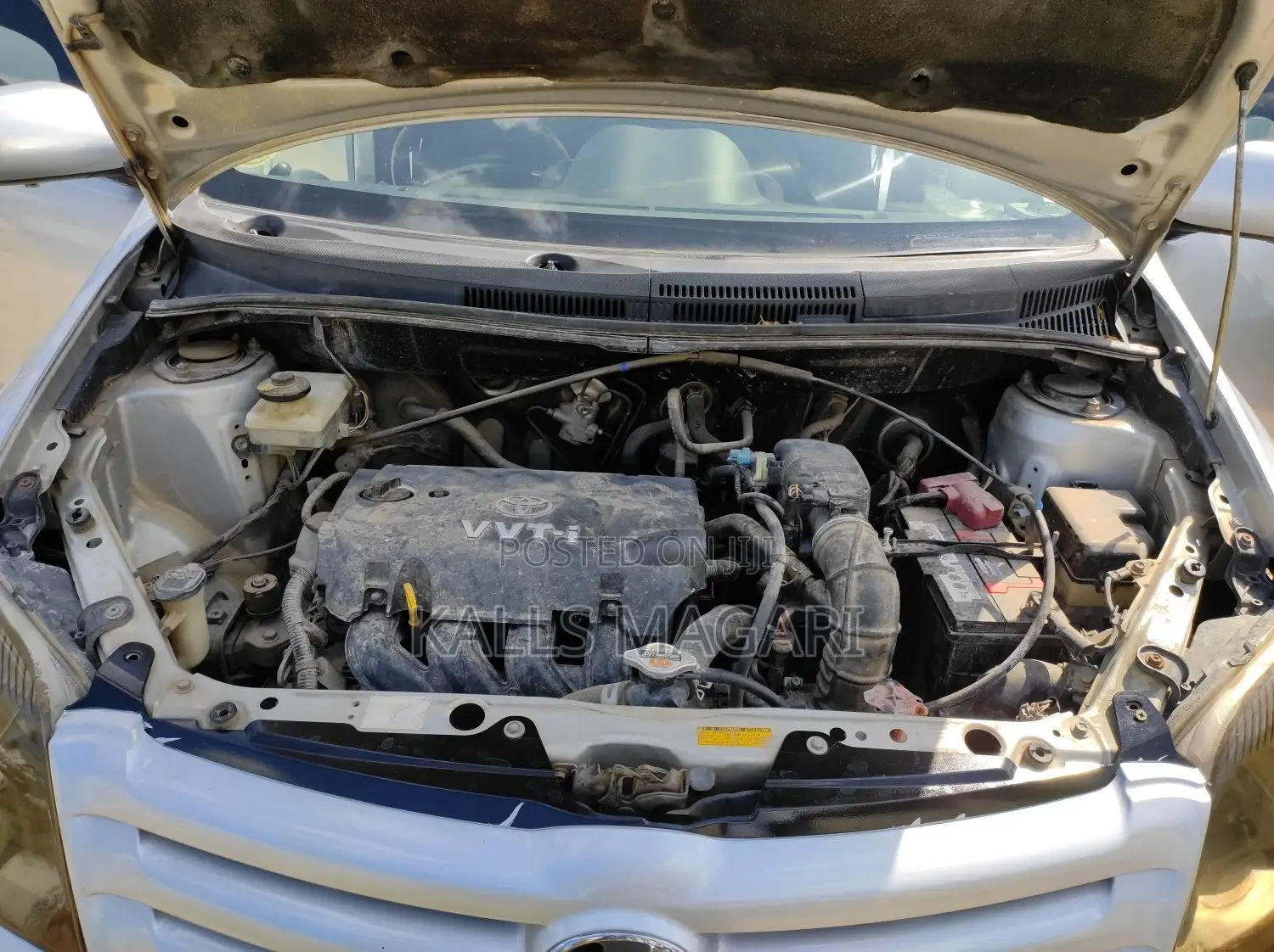 Toyota IST 2005 Silver