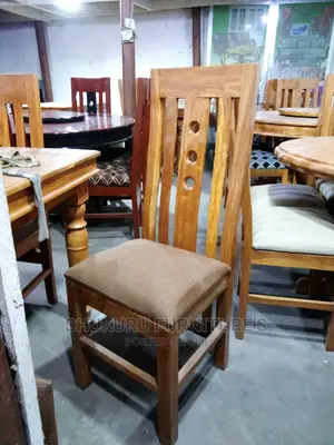 Mninga/Mkongo Meza Ya Chakula