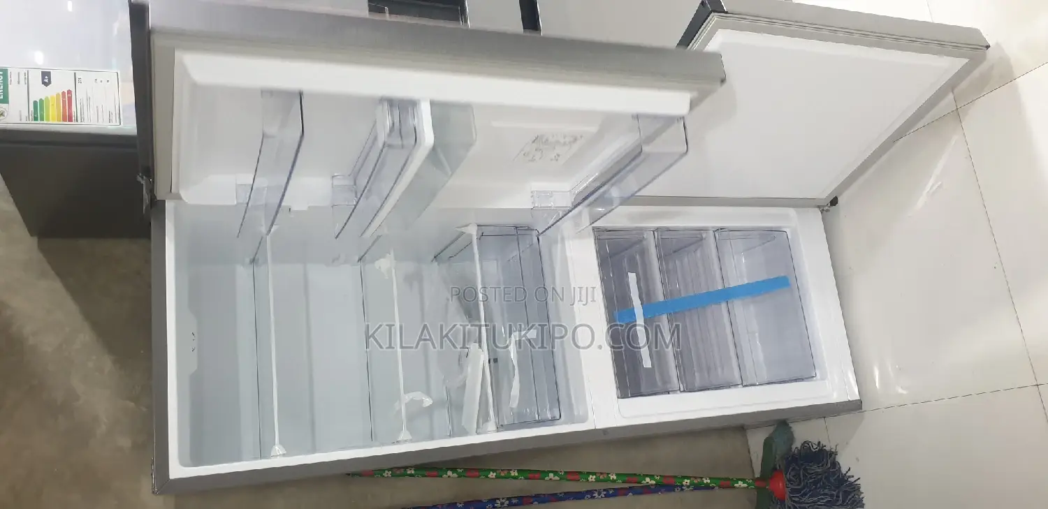 Hisense Fridge With Water Dispenser 222L