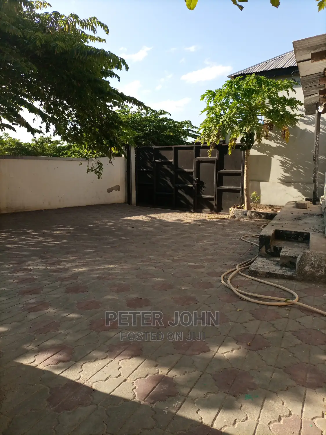 3bdrm House in Kinondoni for rent