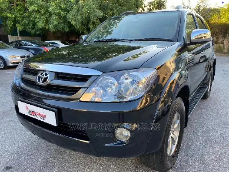 Toyota Fortuner 2007 Black