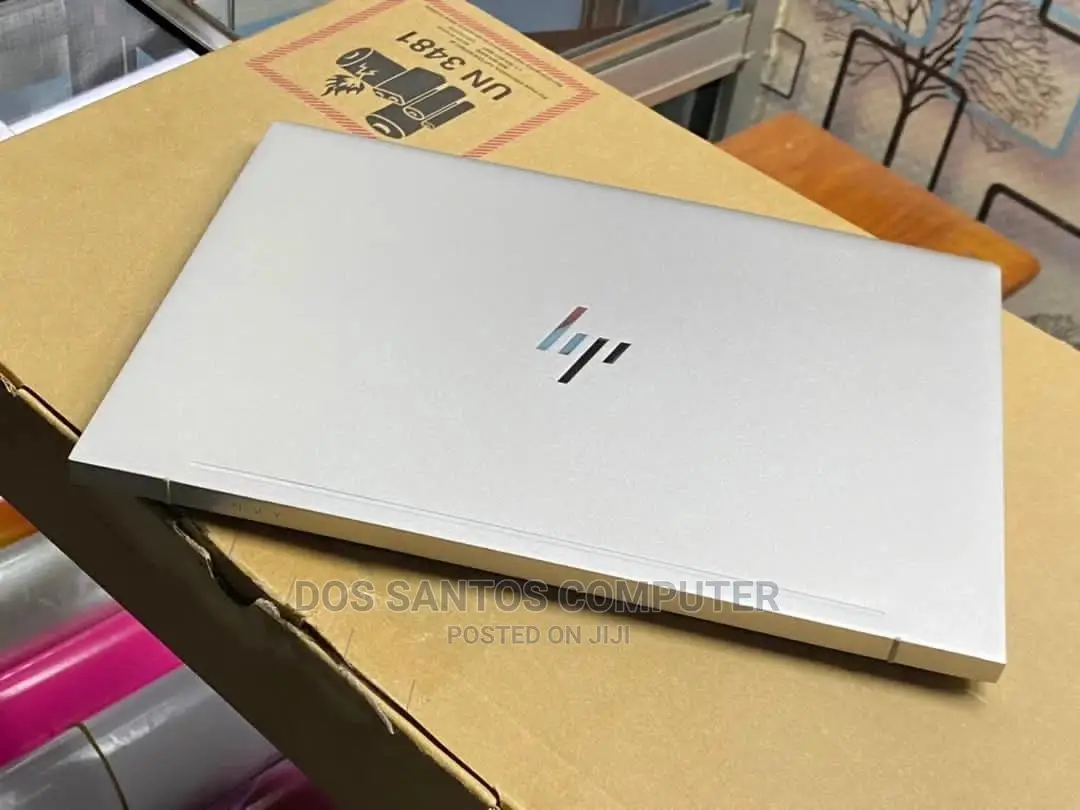 New Laptop HP Envy 13 8GB Intel Core I5 SSD 512GB