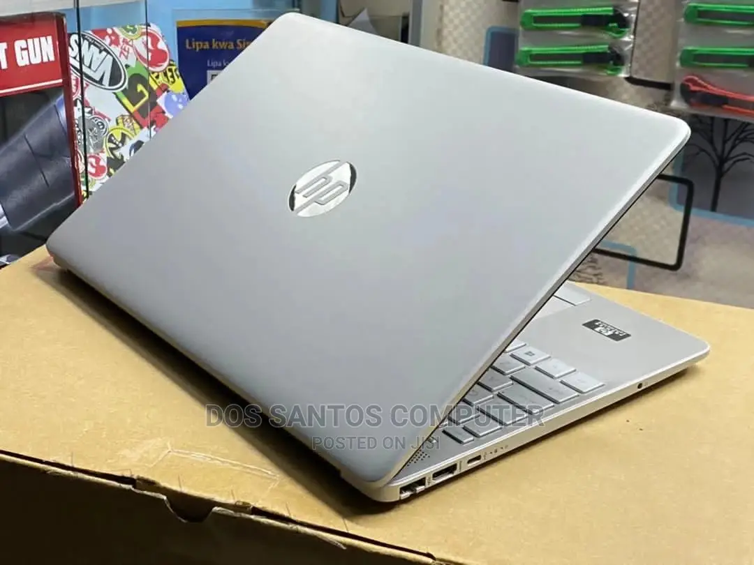 New Laptop HP 8GB Intel Core I7 SSD 512GB