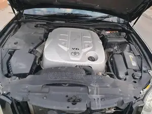 Toyota Crown 2005 Royale Black