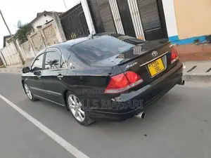 Toyota Crown 2005 Royale Black