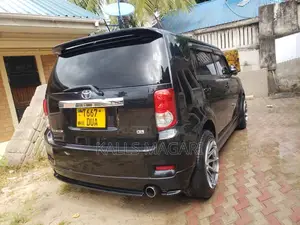 Toyota Corolla Rumion 2008 Black