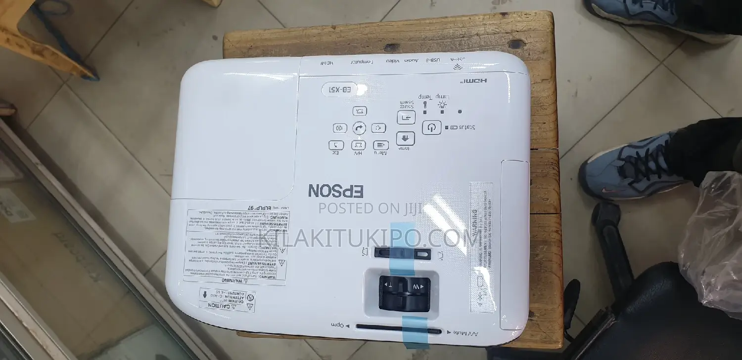 EPSON Projector Eb-X51