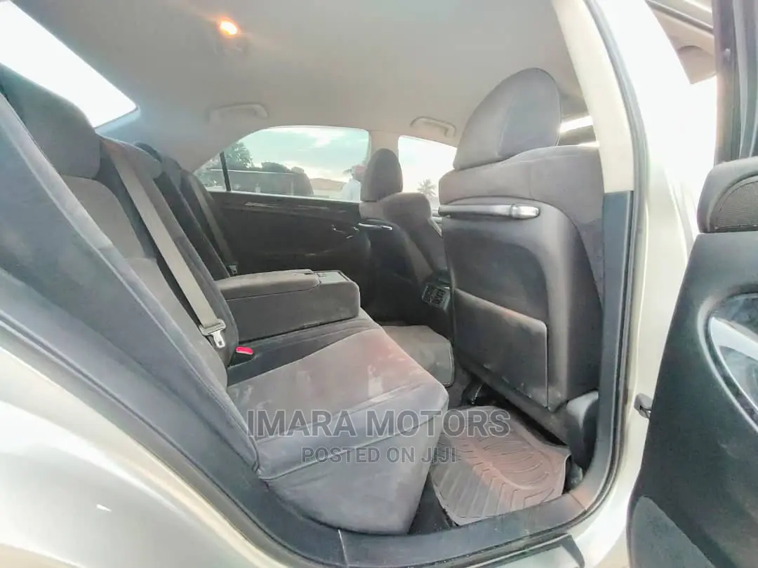 Toyota Crown 2007 Silver
