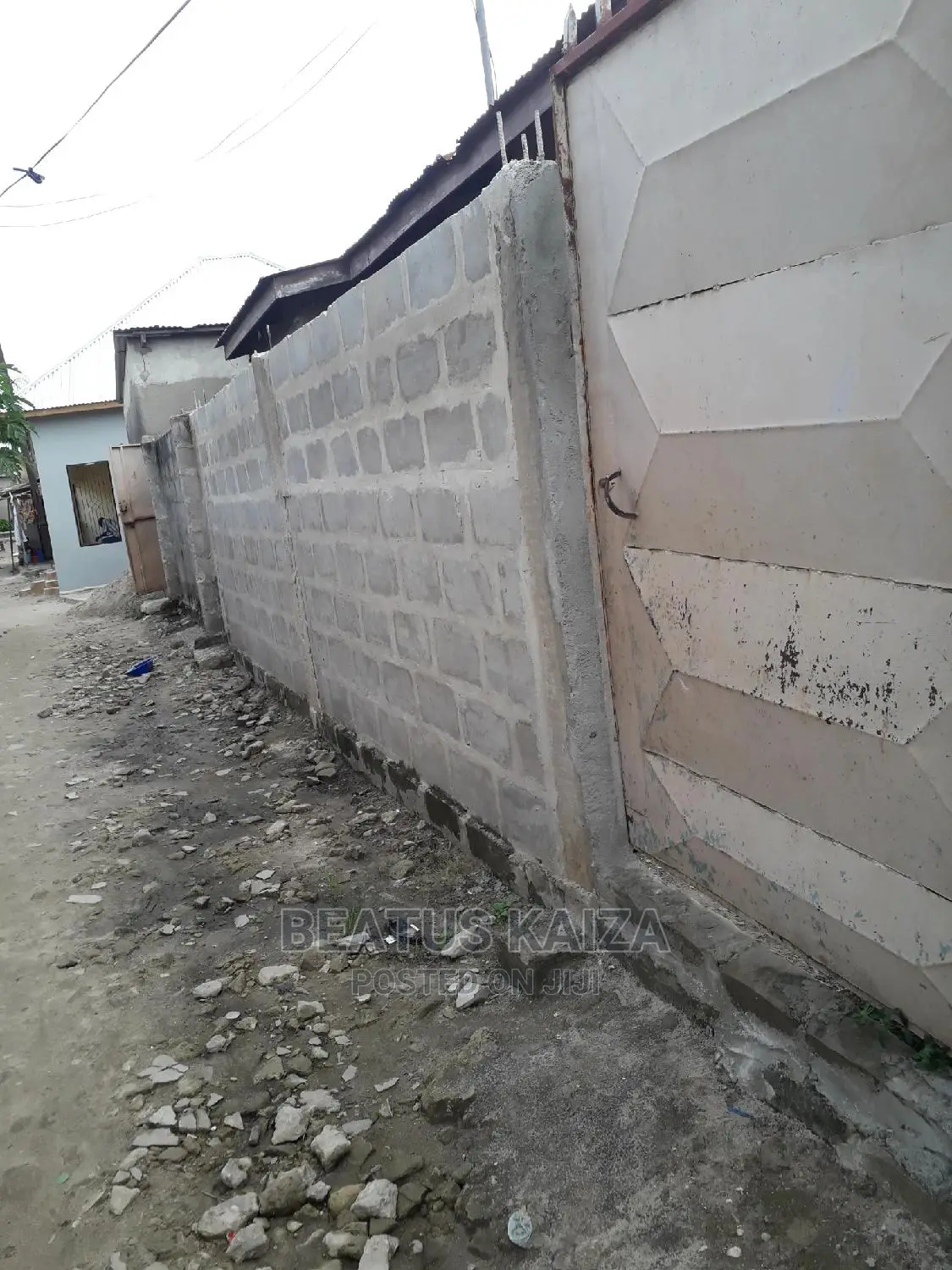 7bdrm House in Mikocheni for Sale
