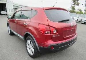 Nissan Dualis 2010 Red