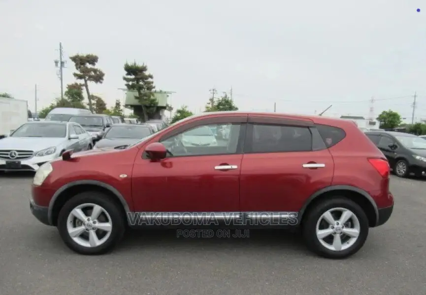 Nissan Dualis 2010 Red