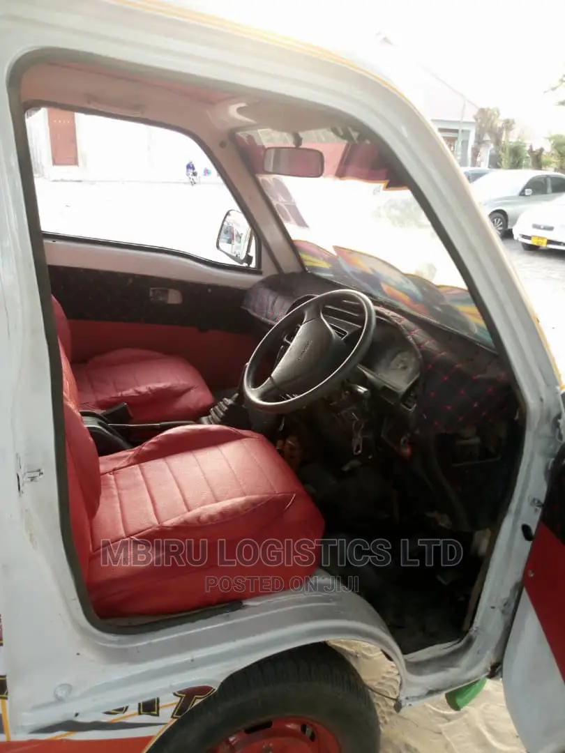 Suzuki Carry Inauzwa Bei Poa