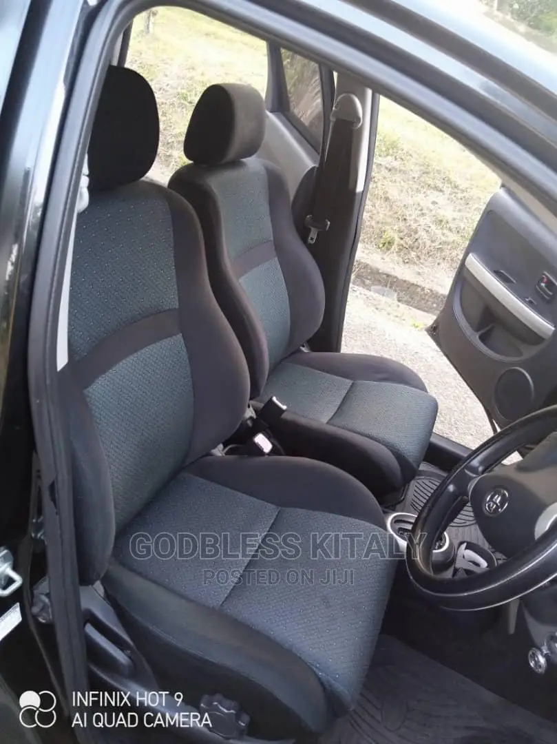 Toyota IST 2004 Black