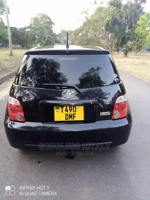 Toyota IST 2004 Black
