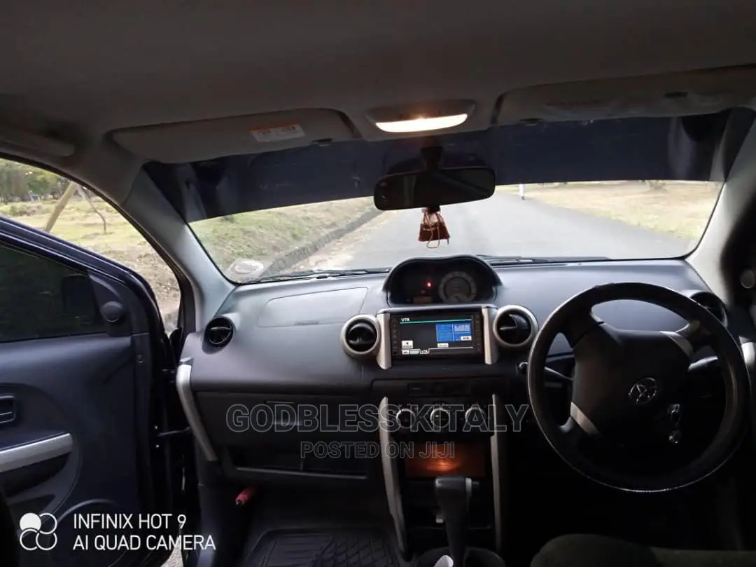 Toyota IST 2004 Black