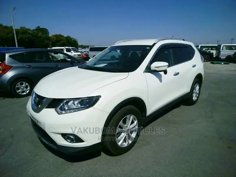 Nissan X-Trail 2014 White