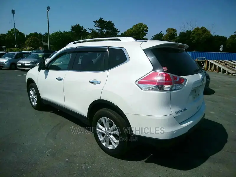 Nissan X-Trail 2014 White