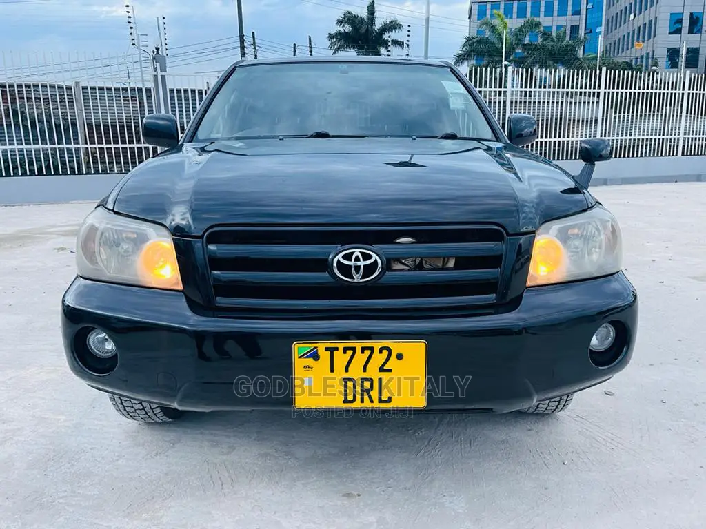 Toyota Kluger 2004 Black