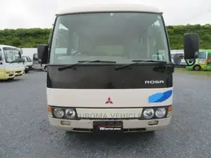 Mitsubishi Fuso Rosa 2001