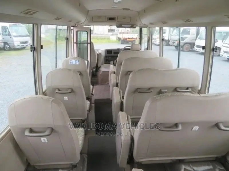 Mitsubishi Fuso Rosa 2001