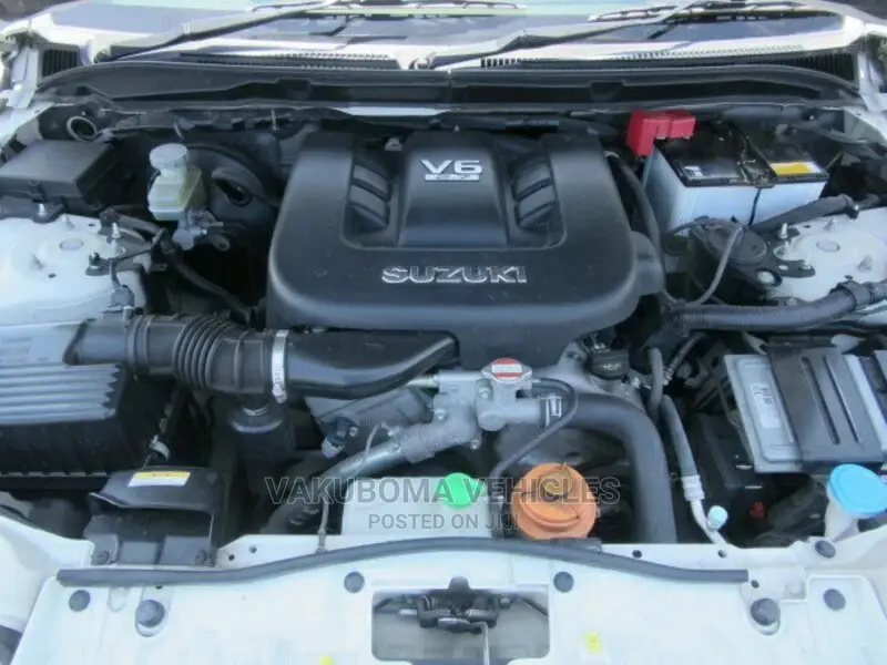 Suzuki Escudo 2008 Pearl
