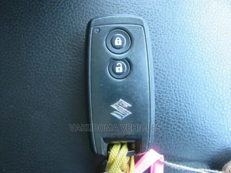 Suzuki Escudo 2008 Pearl