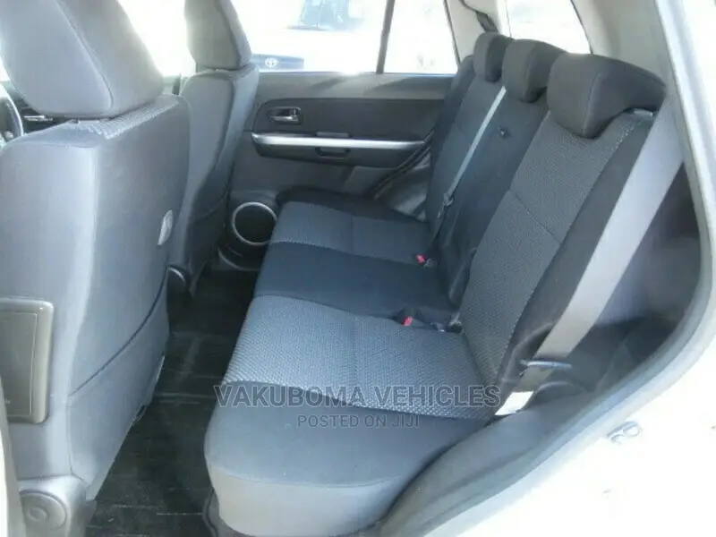 Suzuki Escudo 2006 Pearl
