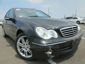 Mercedes-Benz C-Class 2007 Black