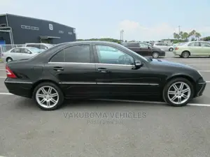 Mercedes-Benz C-Class 2007 Black