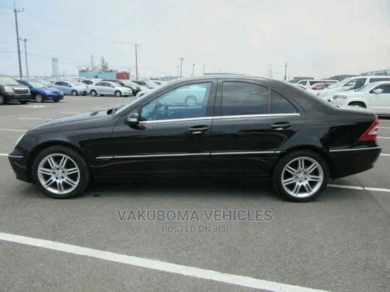 Mercedes-Benz C-Class 2007 Black