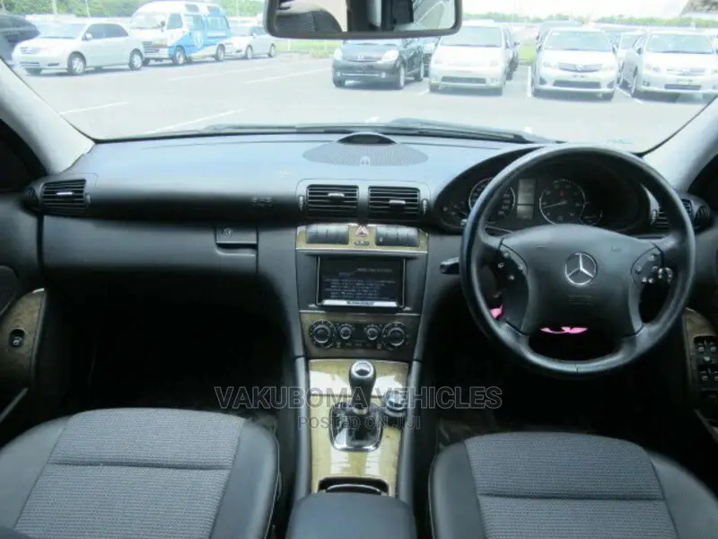 Mercedes-Benz C-Class 2007 Black