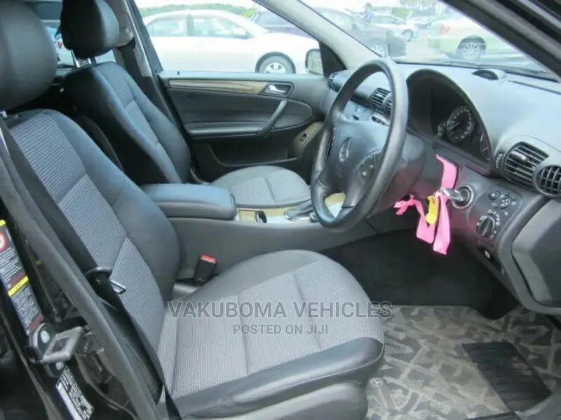Mercedes-Benz C-Class 2007 Black