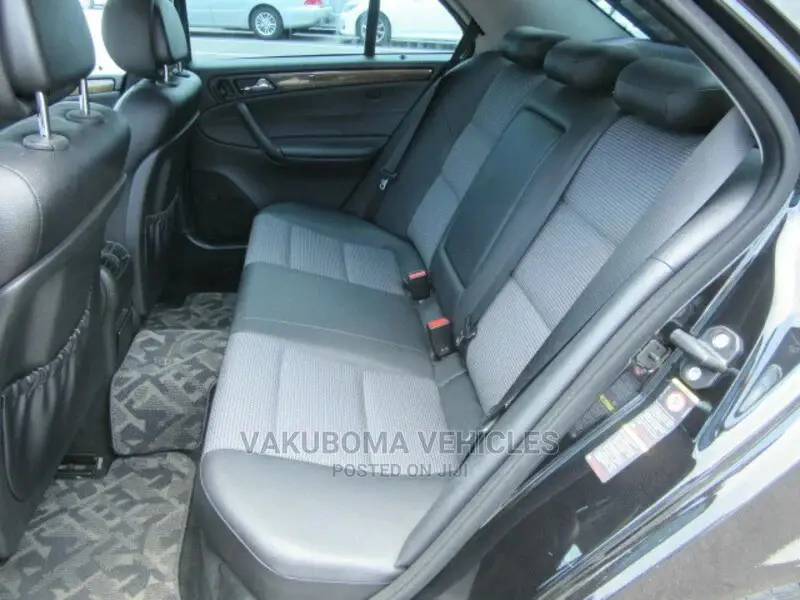 Mercedes-Benz C-Class 2007 Black