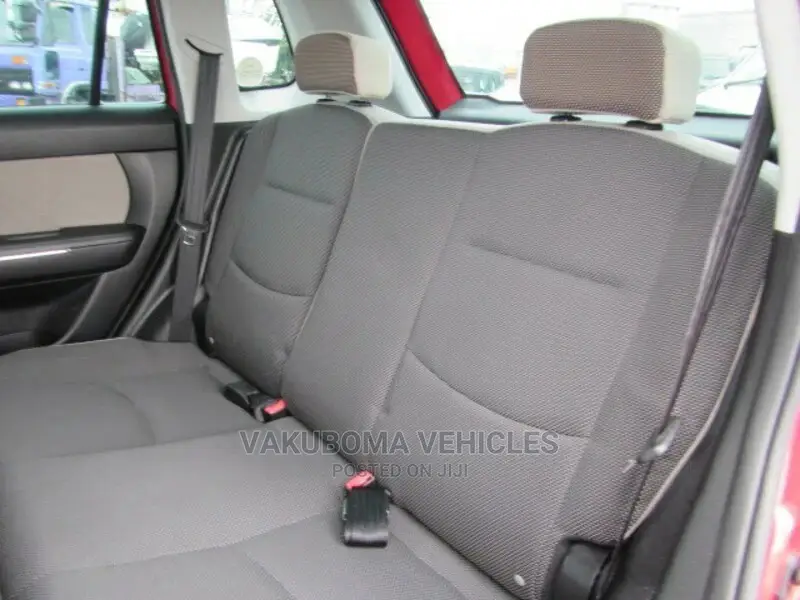 Mazda Verisa 2007 Red