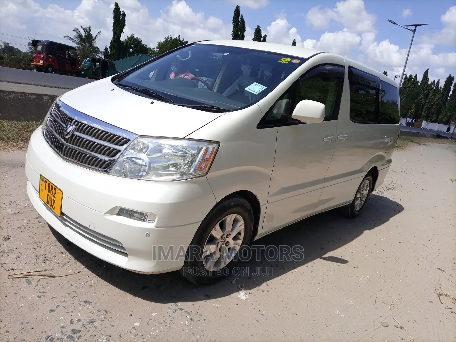 Toyota Alphard 2005 White