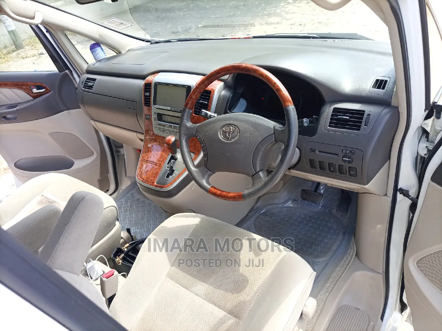 Toyota Alphard 2005 White