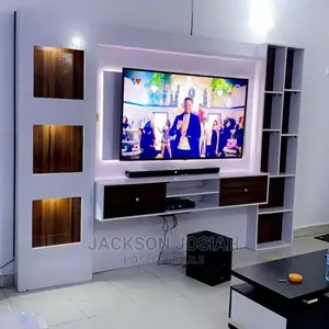 Tv Show Case