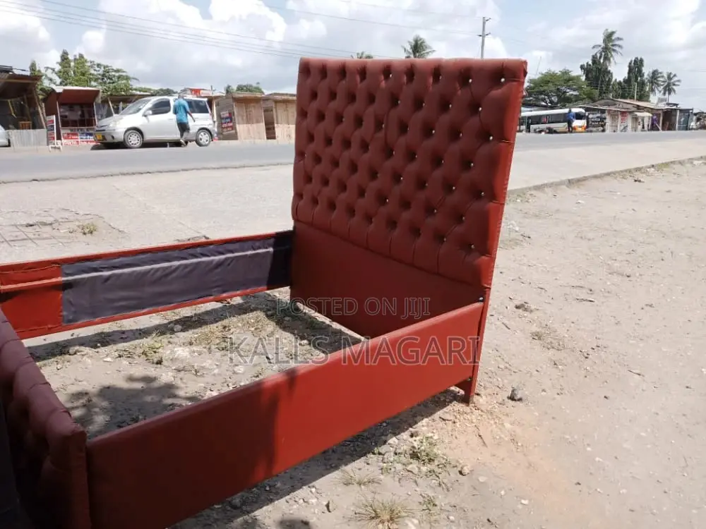 Vitanda Vipya (Beds)