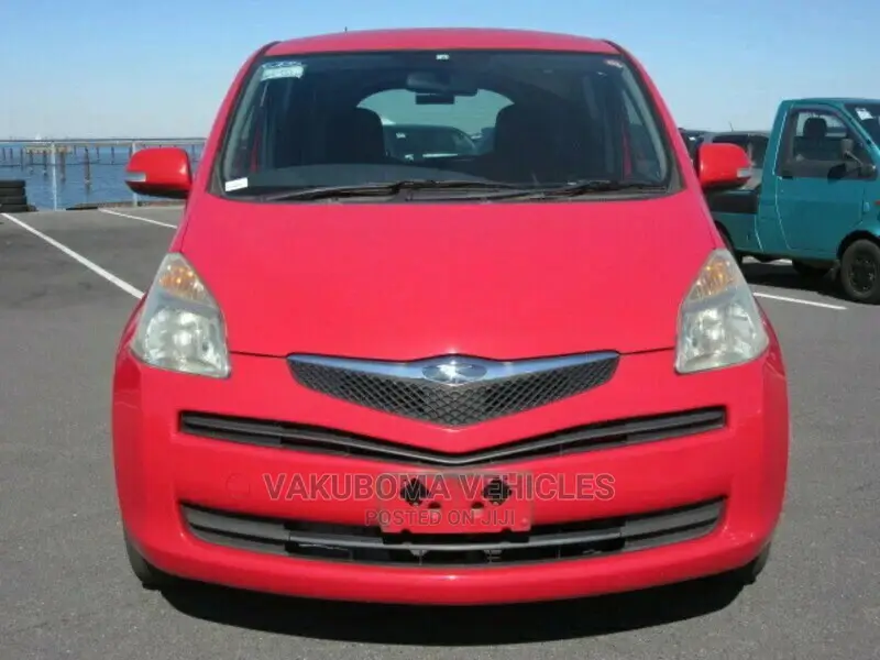 Toyota Ractis 2006 Red