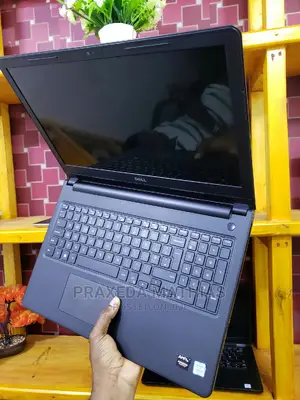 Laptop Dell Inspiron 15 3567 16GB Intel Core I7 SSD 256GB