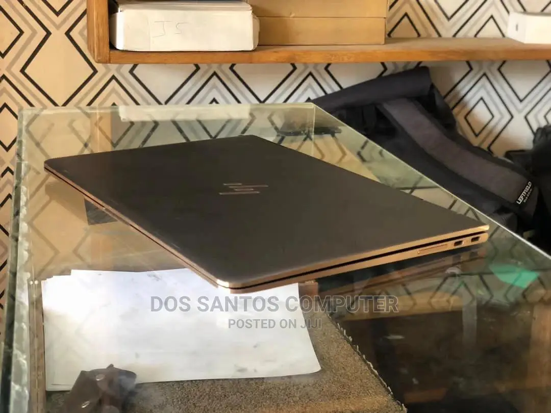 New Laptop HP Spectre X360 13 8GB Intel Core I5 SSD 256GB
