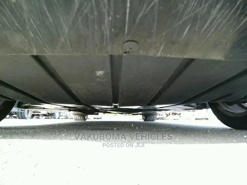 BMW 320i 2010 Black
