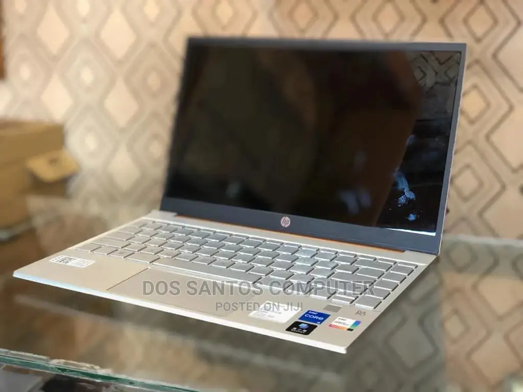 New Laptop HP Pavilion 13 16GB Intel Core I5 SSD 512GB