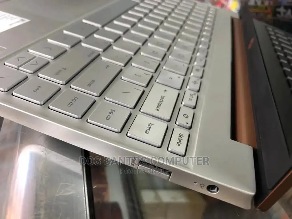 New Laptop HP Pavilion 13 16GB Intel Core I5 SSD 512GB